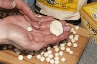 Насадка для карповой ловли из теста
