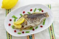 Используем фольгу для приготовления карася