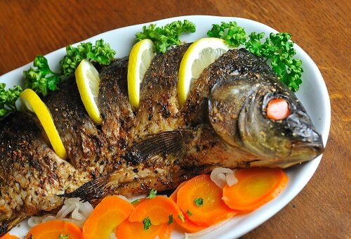 карп с лимонами