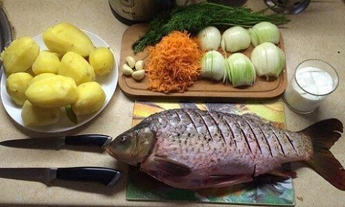 карп с овощами в фольге