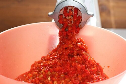 помидоры через мясорубку